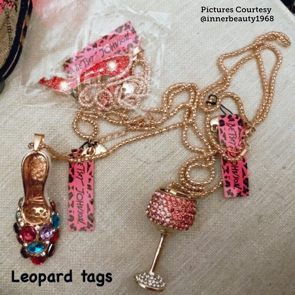 Betsey Johnson 🚫 Harley Chanel Cinderella Jewelry - Picture 8 of 8